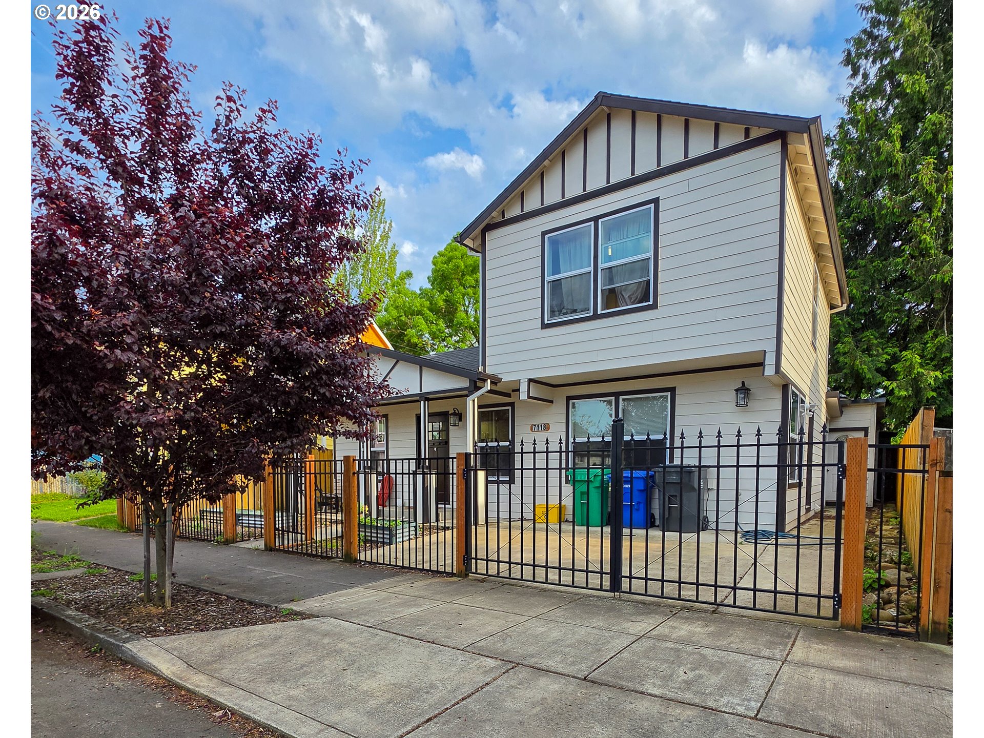 7118 SE MITCHELL CT