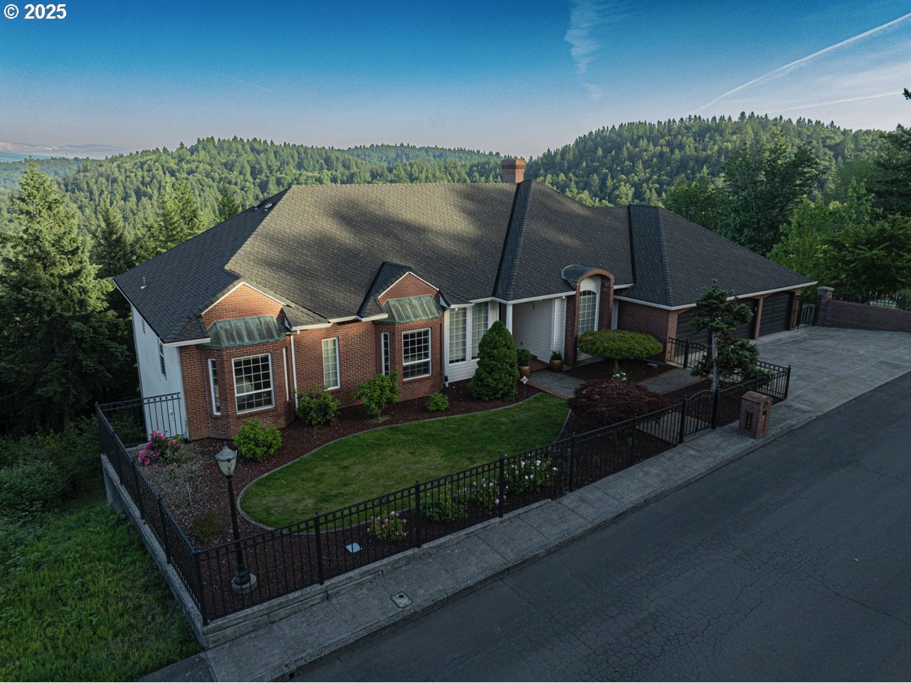 1500 SW MILLER CT