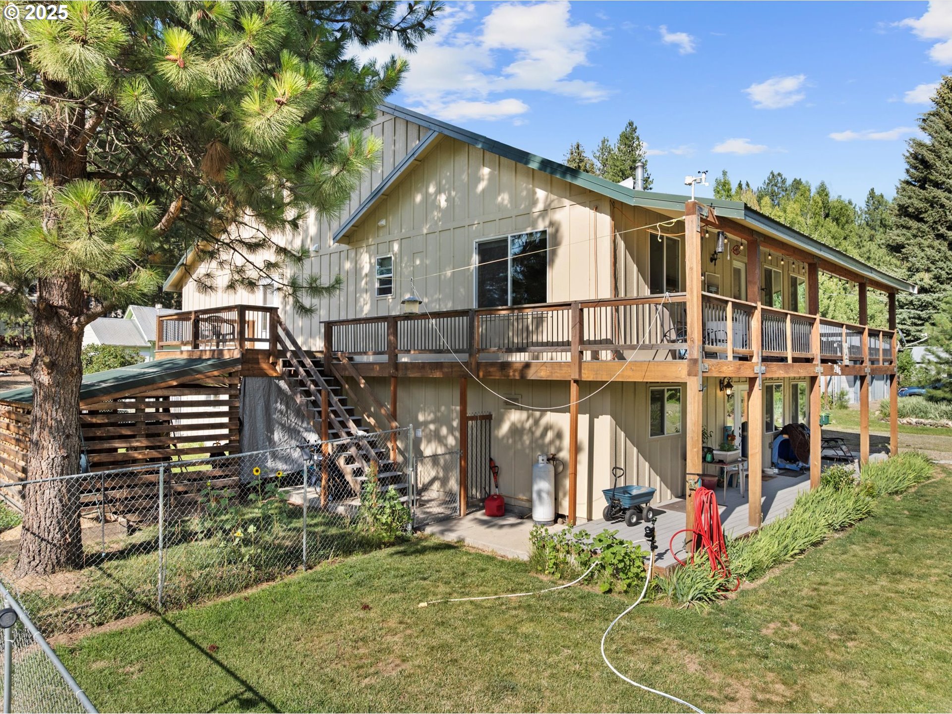 206 AUSTIN ST