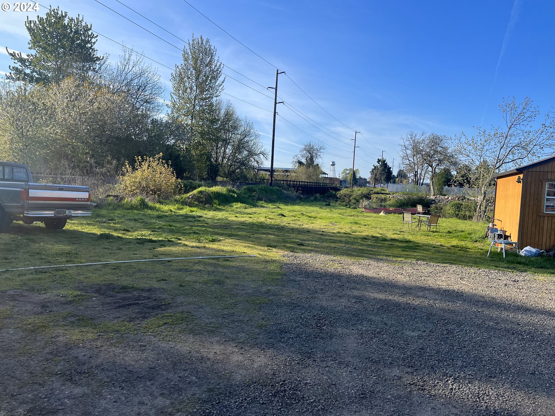 lot behind 1590 Ivy