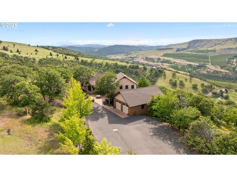 5331 DOLAN RD The Dalles OR 97058
