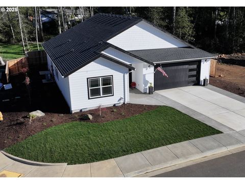 1229 Lighthouse LN Brookings OR 97415