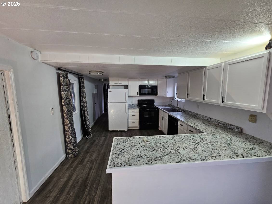 201 NE Peggy AVE 10