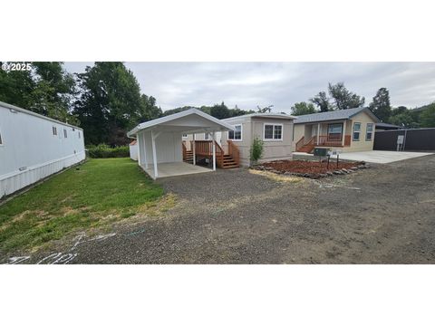 201 NE Peggy AVE 10 Roseburg OR 97470