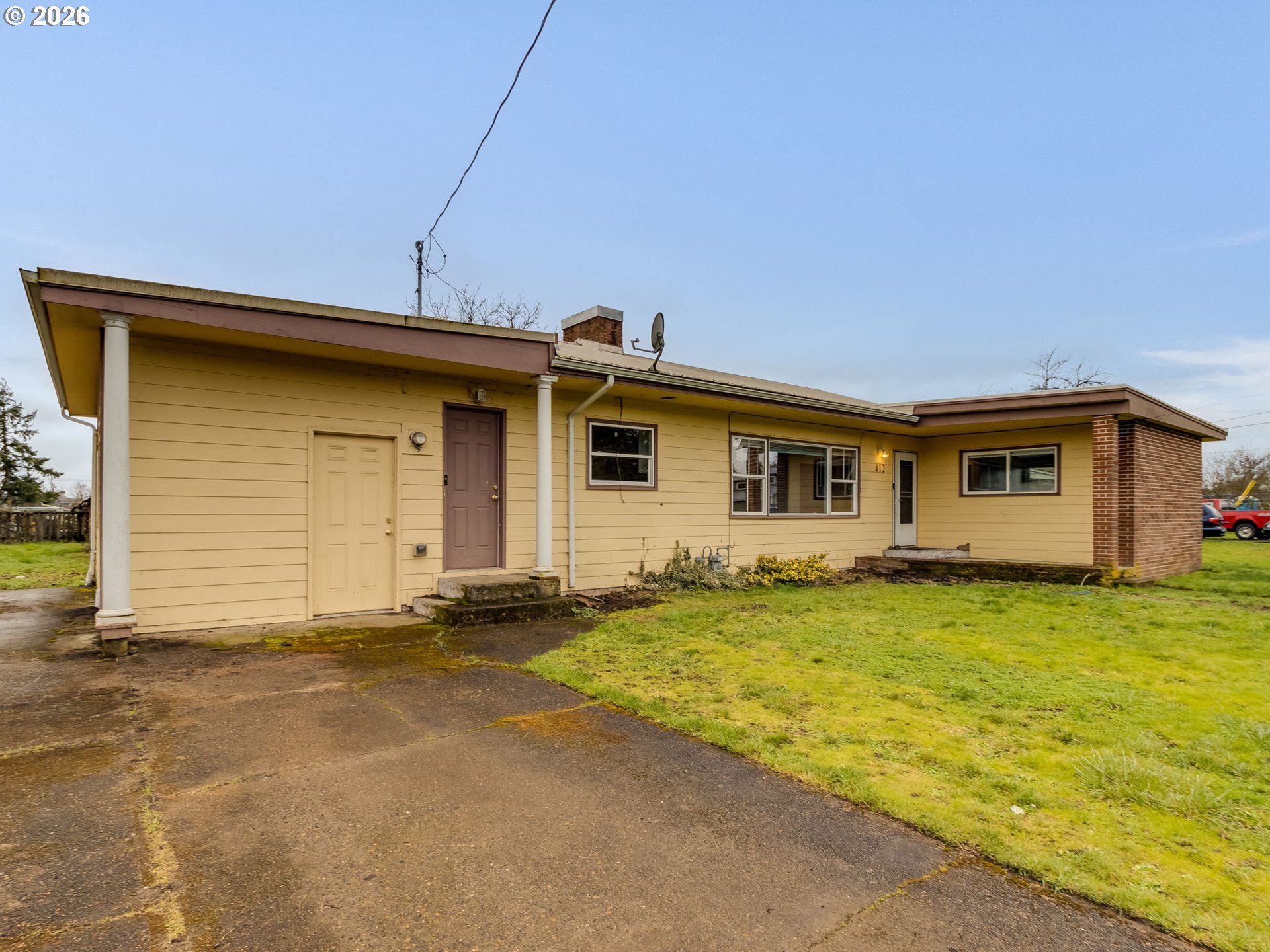 412 SE GRANT ST