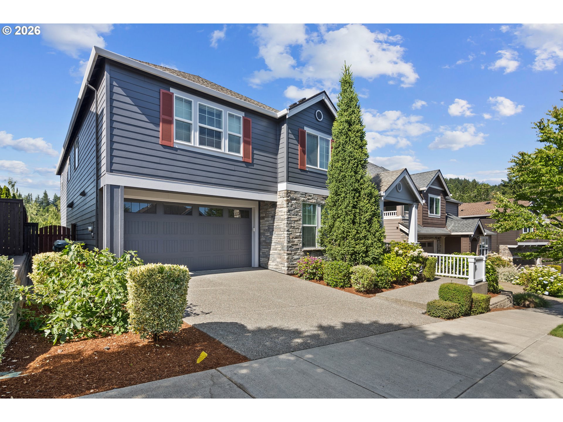 5832 NW BANNISTER DR
