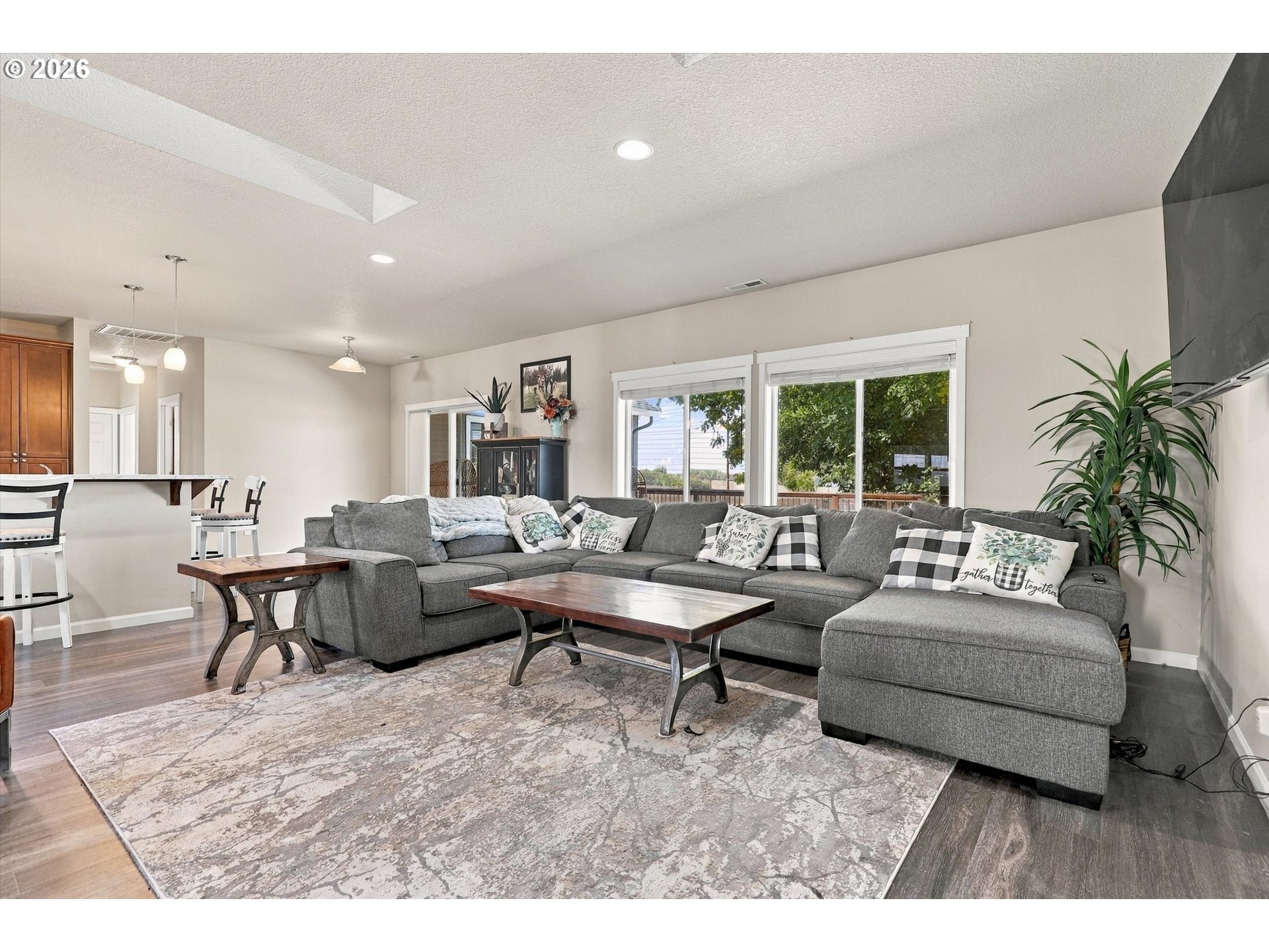 7825 NE HIGHWAY 240