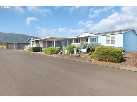 A home in Roseburg