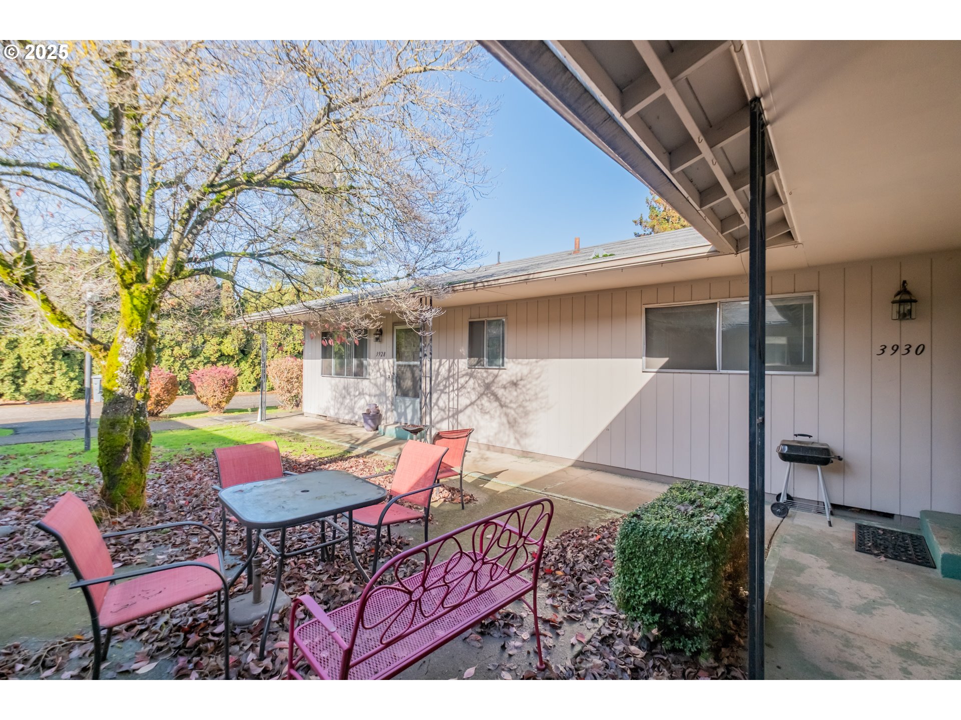 Salem, Oregon 97301, United States, 4 Bedrooms Bedrooms, ,2 BathroomsBathrooms,Residential,Active,242503