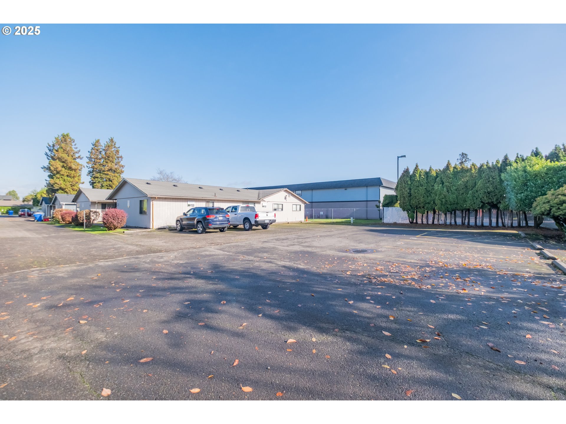 Salem, Oregon 97301, United States, 4 Bedrooms Bedrooms, ,2 BathroomsBathrooms,Residential,Active,242503