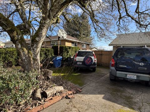 3908 GIFFORD PL Washougal WA 98671