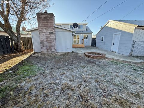 A home in Goldendale