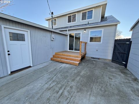 A home in Goldendale