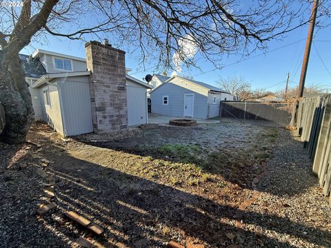 A home in Goldendale