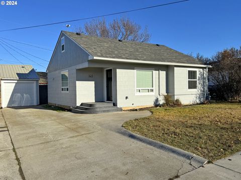 A home in Goldendale