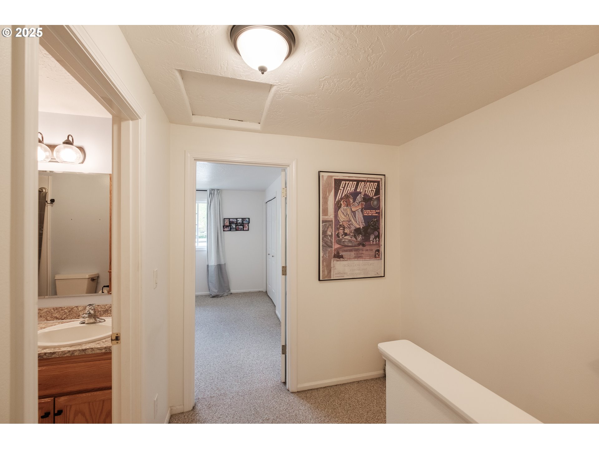 Eugene, Oregon 97402, United States, 2 Bedrooms Bedrooms, ,2 BathroomsBathrooms,Residential,Pending,125865