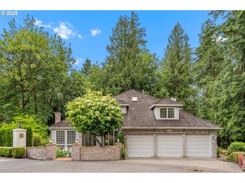 1739 PALISADES TERRACE DR Lake Oswego OR 97034