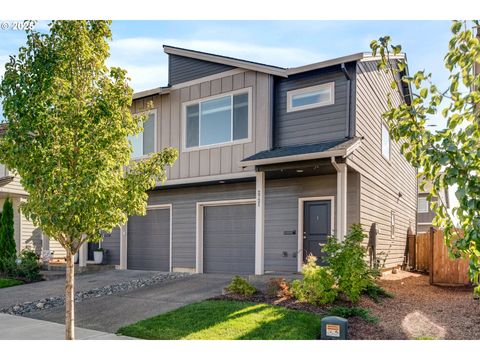 2721 S MAGNOLIA DR Cornelius OR 97113