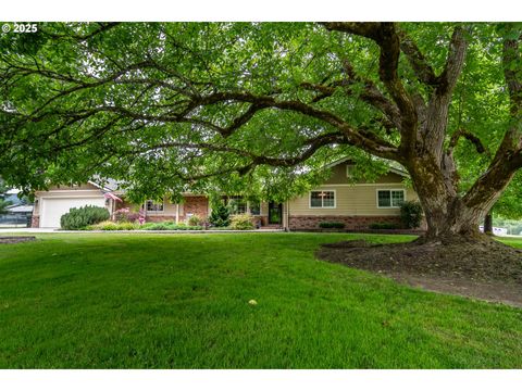 1850 DEL RIO RD Roseburg OR 97471