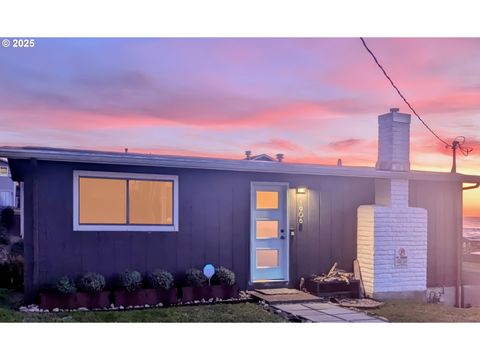 A home in Lincoln City