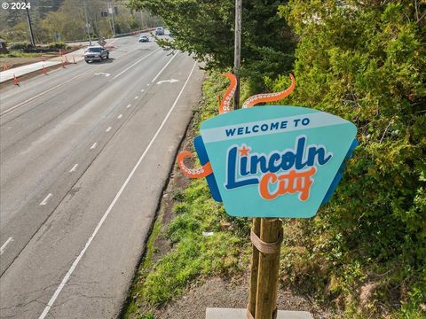 A home in Lincoln City