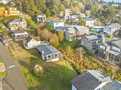 A home in Lincoln City