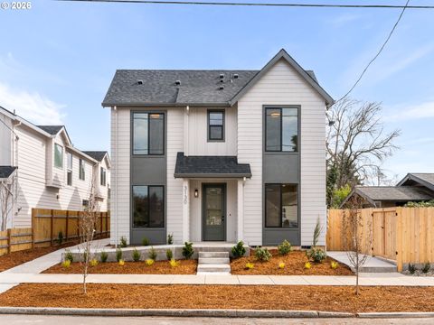 3138 NE 72nd AVE Portland OR 97213