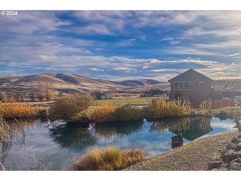 A home in Maupin