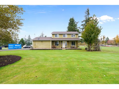 A home in Aumsville