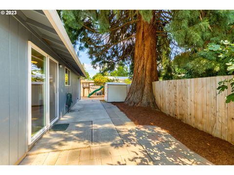 A home in Newberg