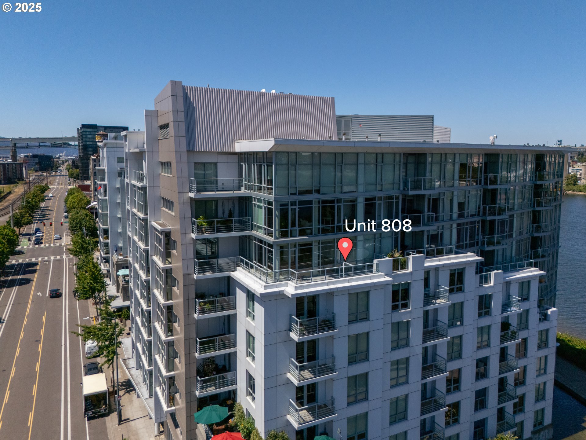 1260 NW NAITO PKWY 808
