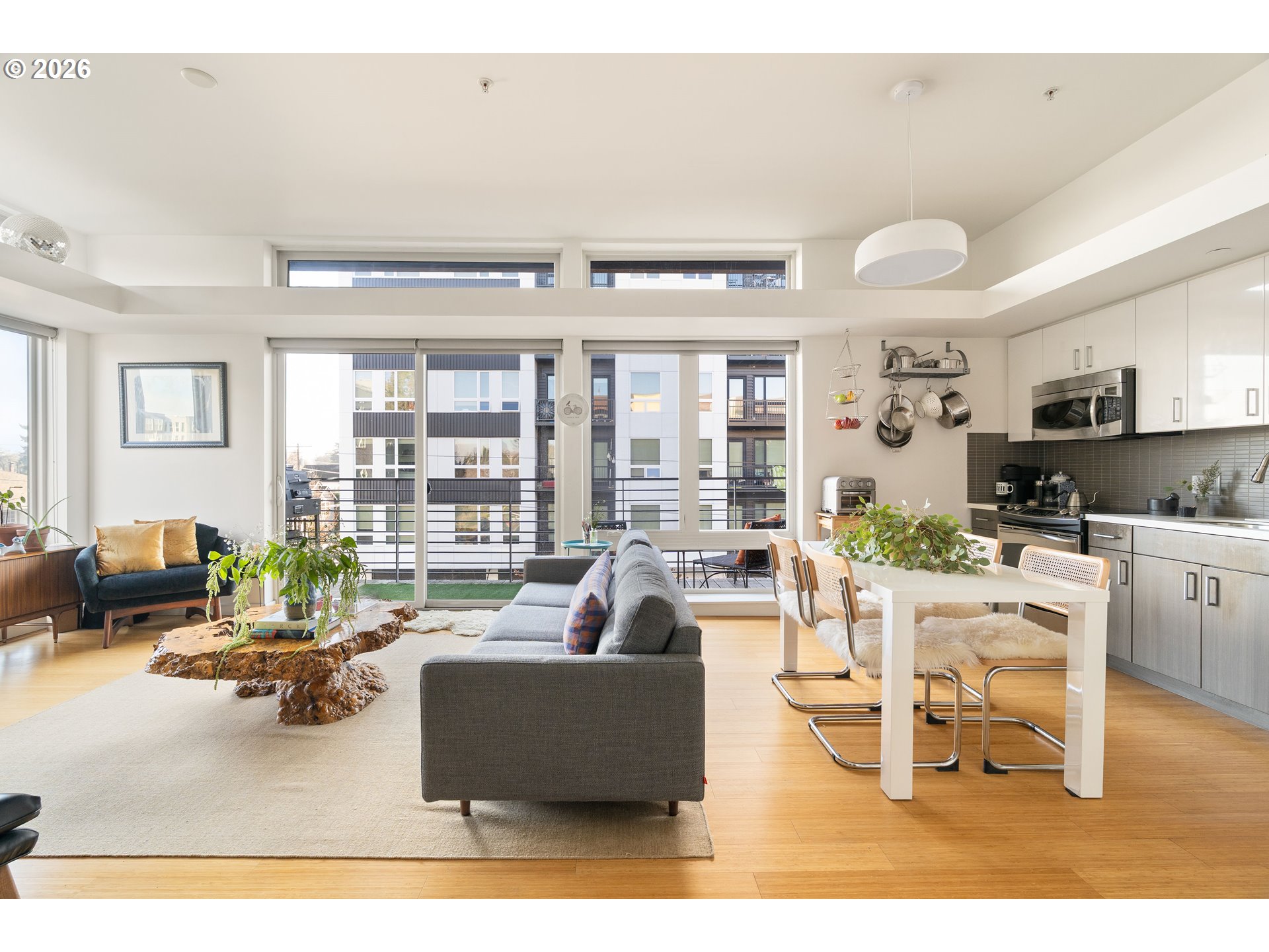 1455 N KILLINGSWORTH ST 319