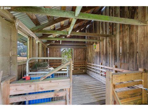 A home in Coos Bay