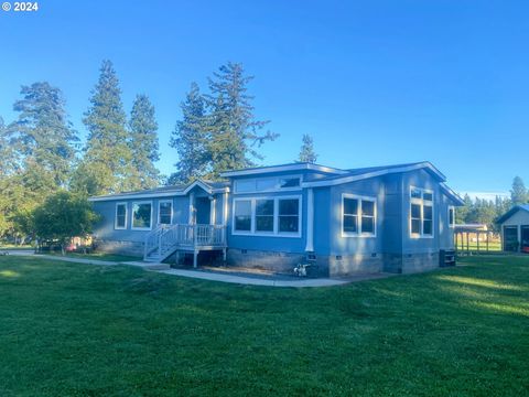 A home in Hood River