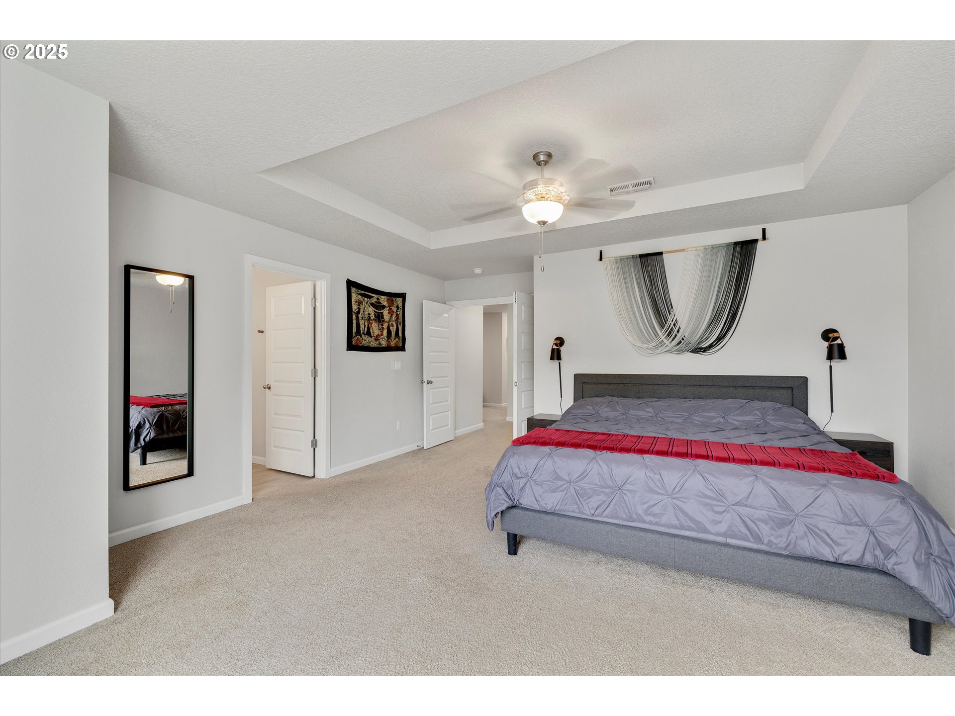 Carlton, Oregon 97111, United States, 5 Bedrooms Bedrooms, ,3 BathroomsBathrooms,Residential,Active,213892