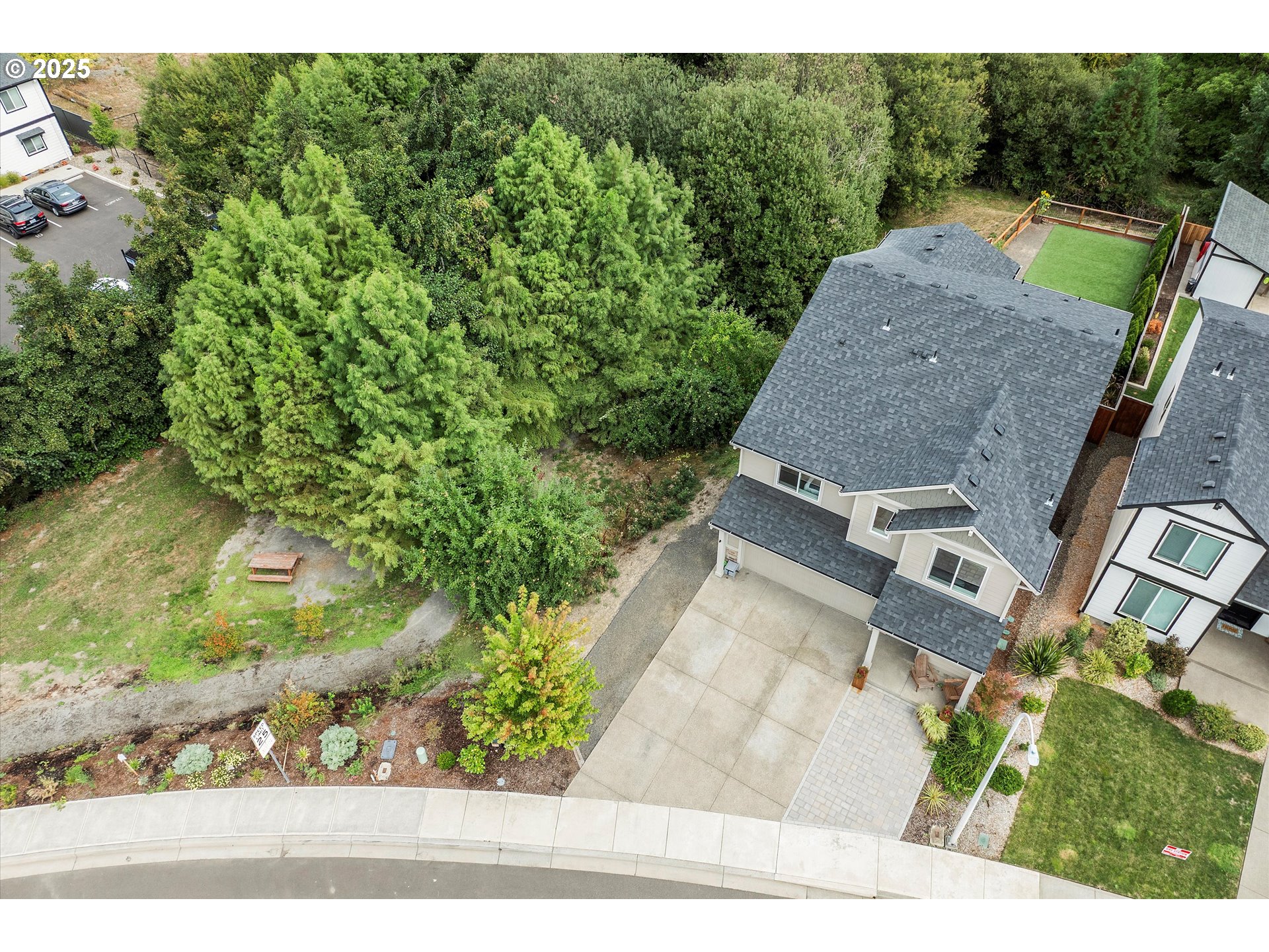 Carlton, Oregon 97111, United States, 5 Bedrooms Bedrooms, ,3 BathroomsBathrooms,Residential,Active,213892