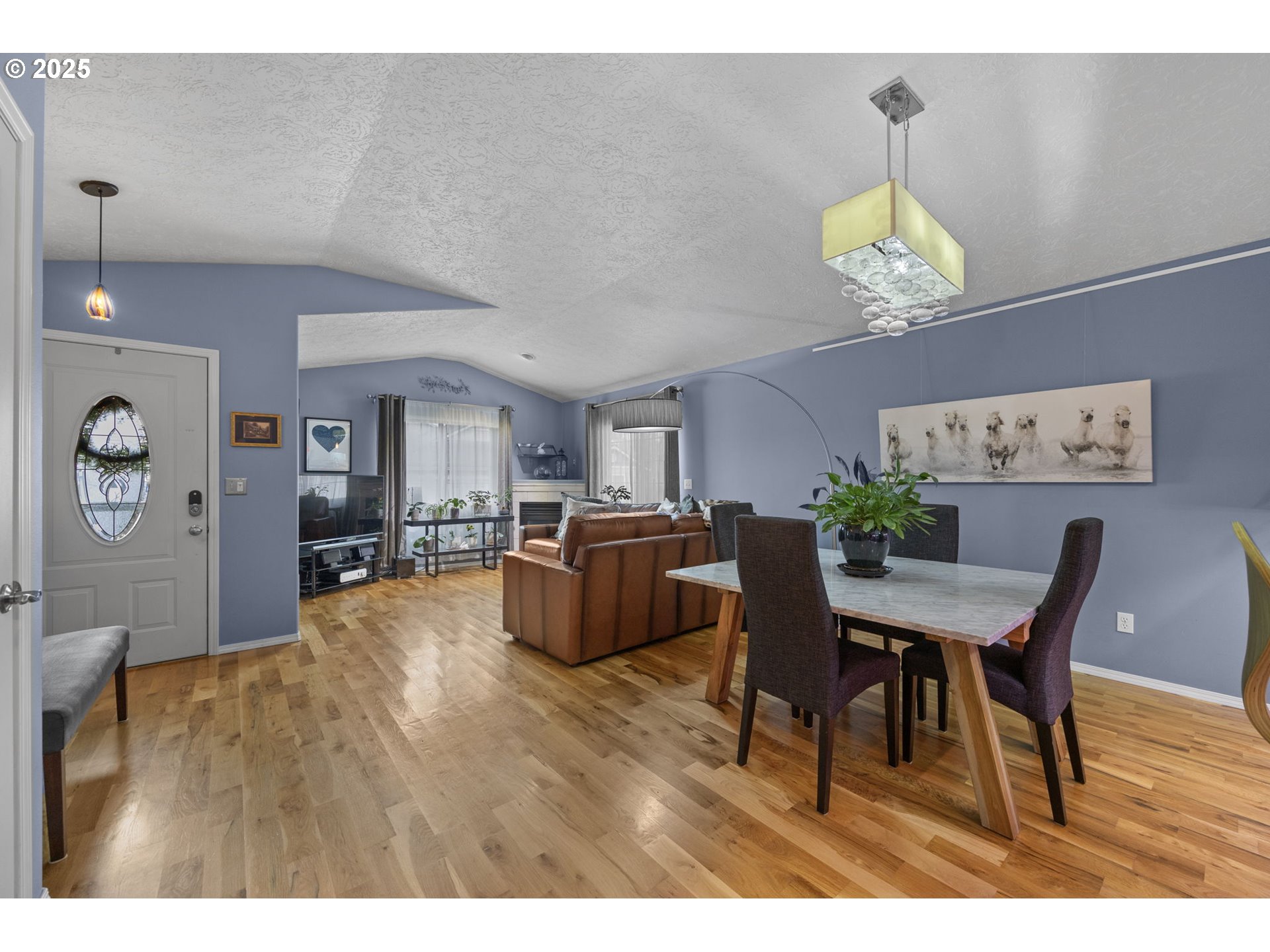 Fairview, Oregon 97024, United States, 3 Bedrooms Bedrooms, ,2 BathroomsBathrooms,Residential,Pending,79551