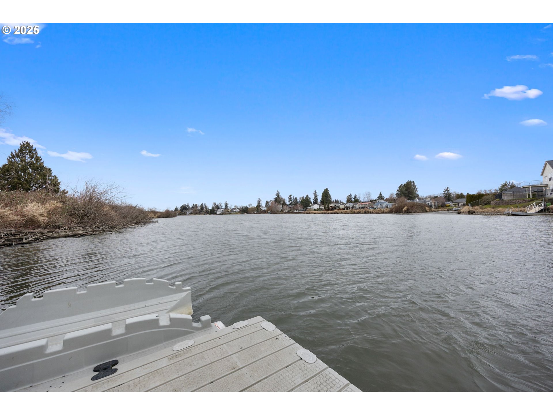 Fairview, Oregon 97024, United States, 3 Bedrooms Bedrooms, ,2 BathroomsBathrooms,Residential,Pending,79551