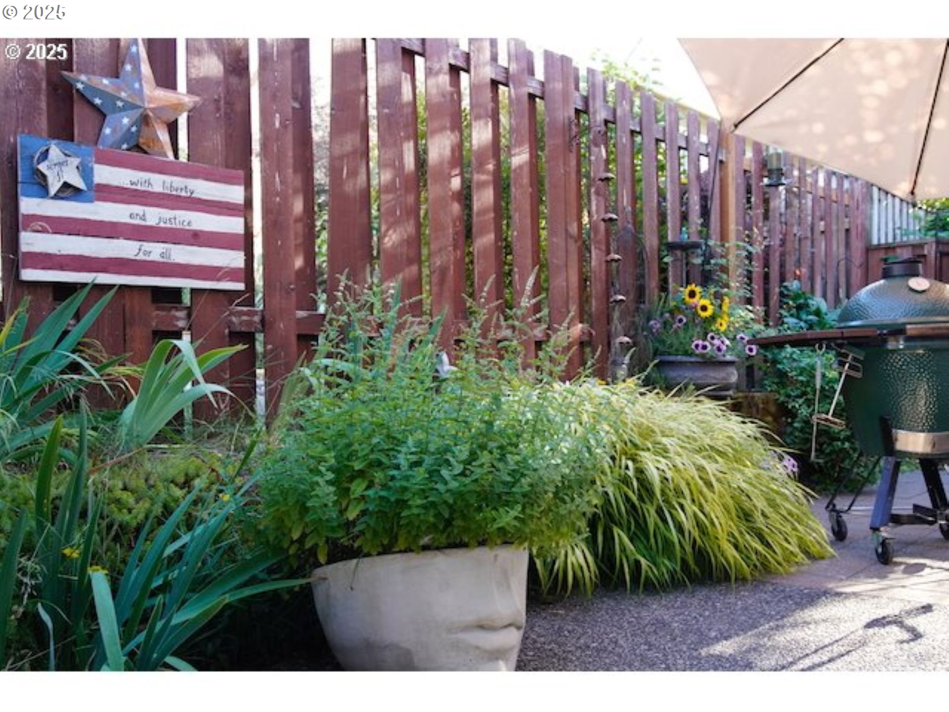 Fairview, Oregon 97024, United States, 3 Bedrooms Bedrooms, ,2 BathroomsBathrooms,Residential,Pending,79551