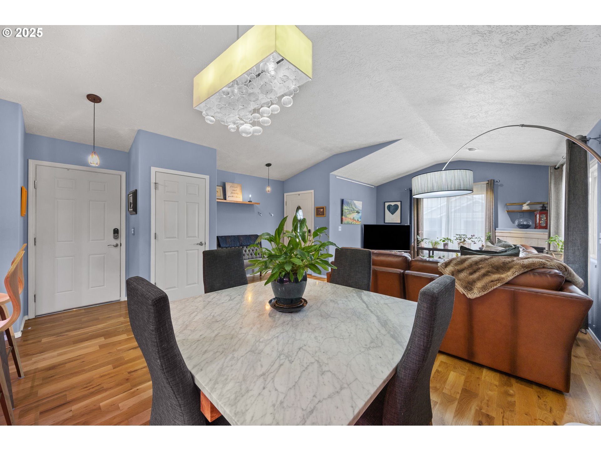 Fairview, Oregon 97024, United States, 3 Bedrooms Bedrooms, ,2 BathroomsBathrooms,Residential,Pending,79551