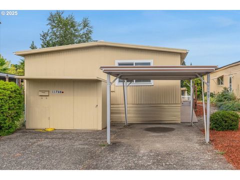 11768 SW ROYAL VILLA DR 124 Tigard OR 97224