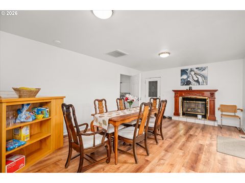 Tiny photo for 805 Queens Ave, Creswell, OR 97426 (MLS # 657652421)