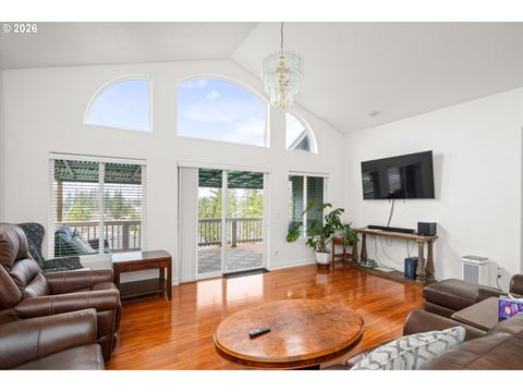 Tiny photo for 805 Queens Ave, Creswell, OR 97426 (MLS # 657652421)