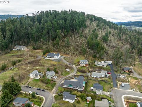 Tiny photo for 805 Queens Ave, Creswell, OR 97426 (MLS # 657652421)