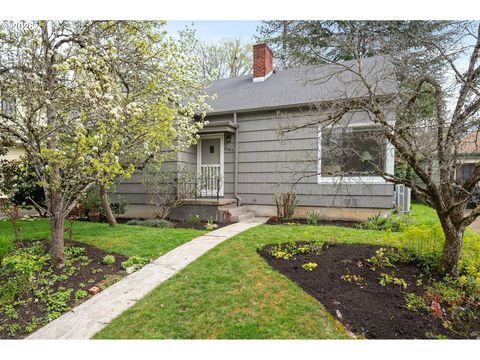 2045 KINCAID ST Eugene OR 97405