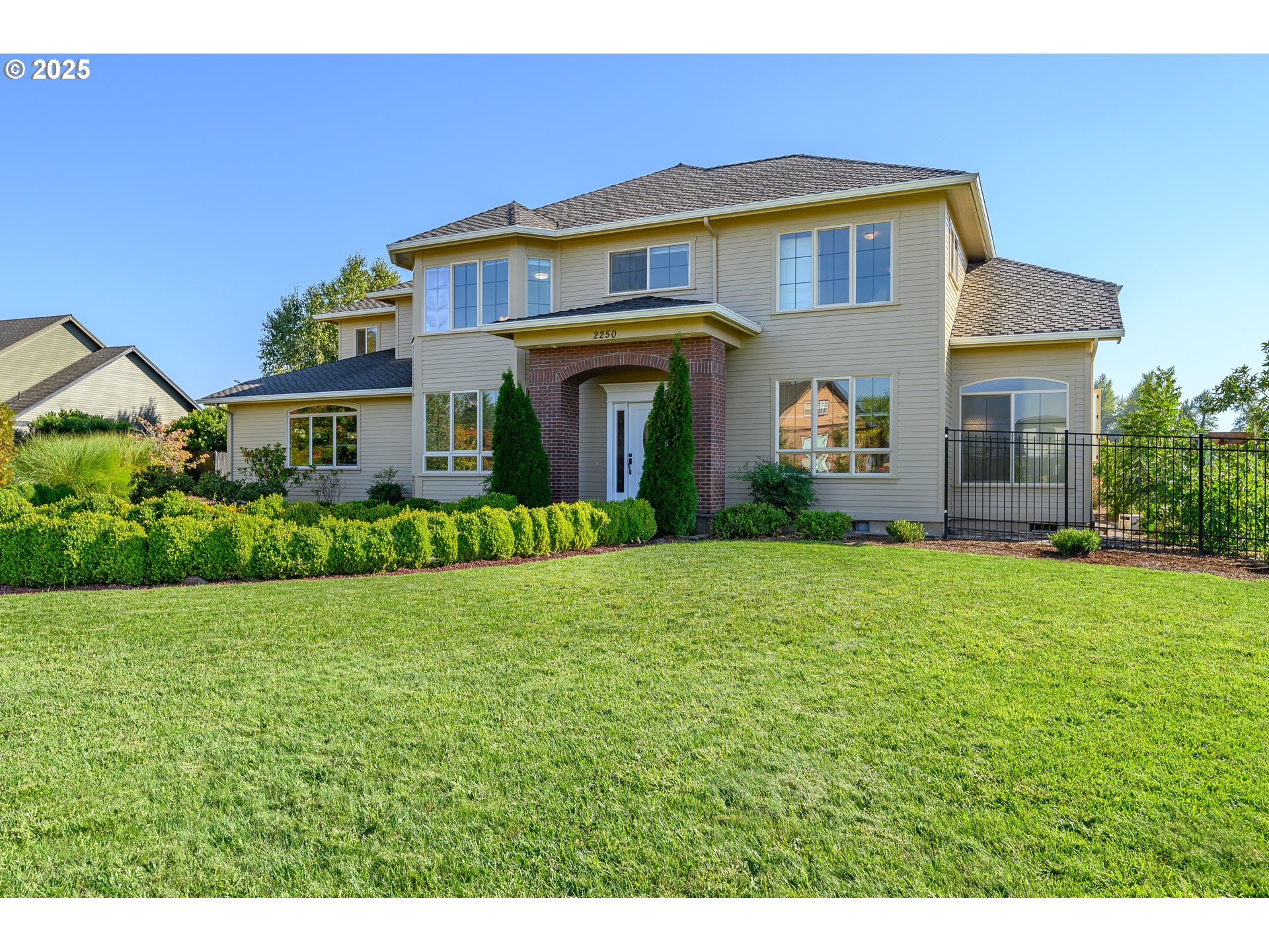 2250 SW HOMER ROSS LOOP