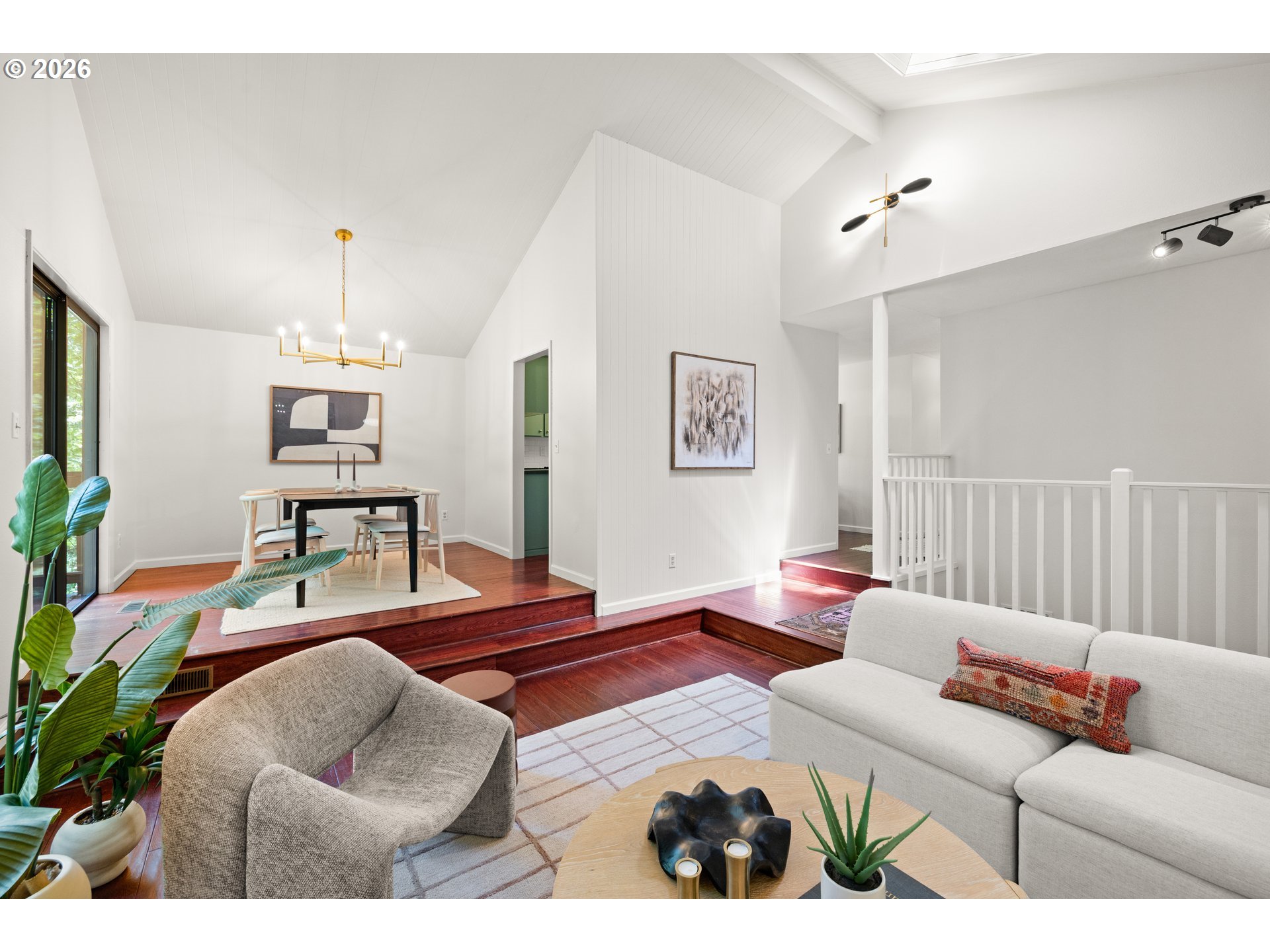 1180 OXFORD DR