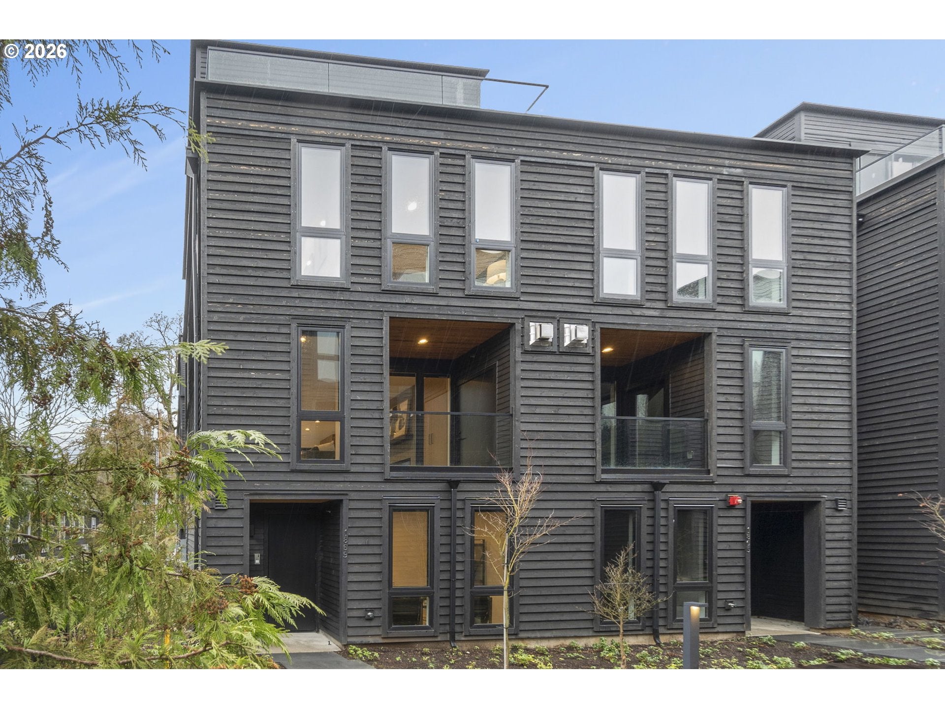 1861 NW 28TH AVE — 3 bed 3 bath Condominium