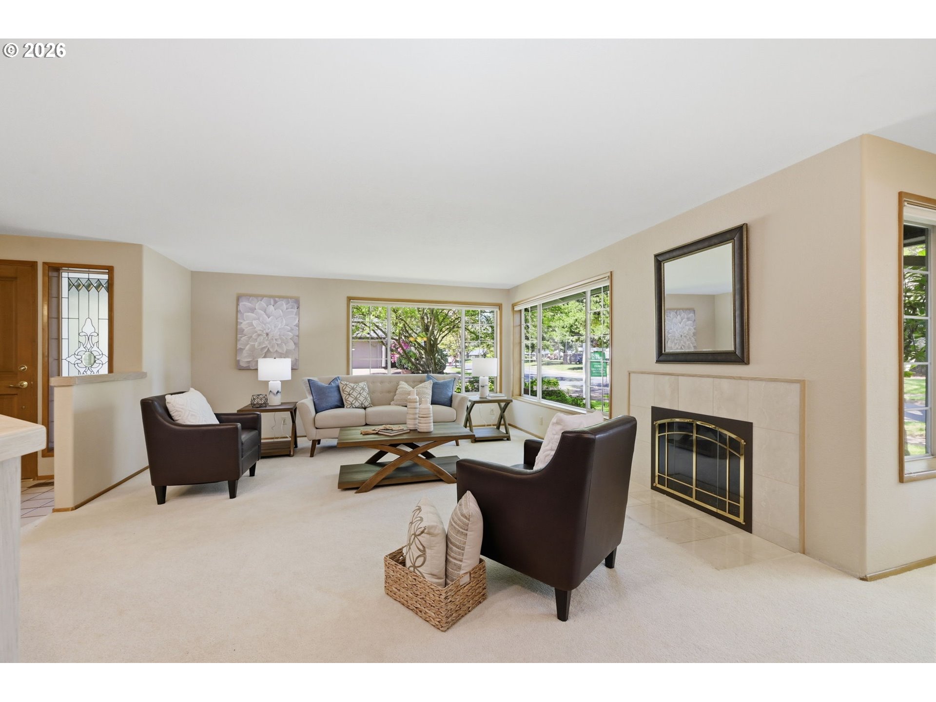 880 Spyglass DR
