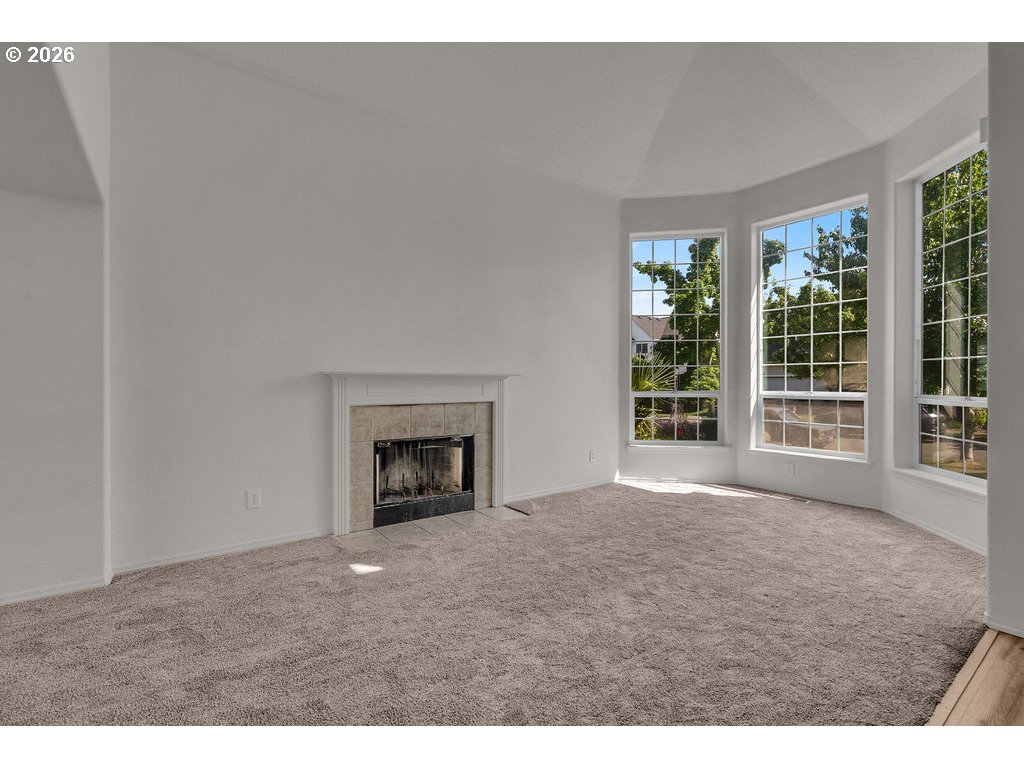 1275 NE MORNING SUN DR